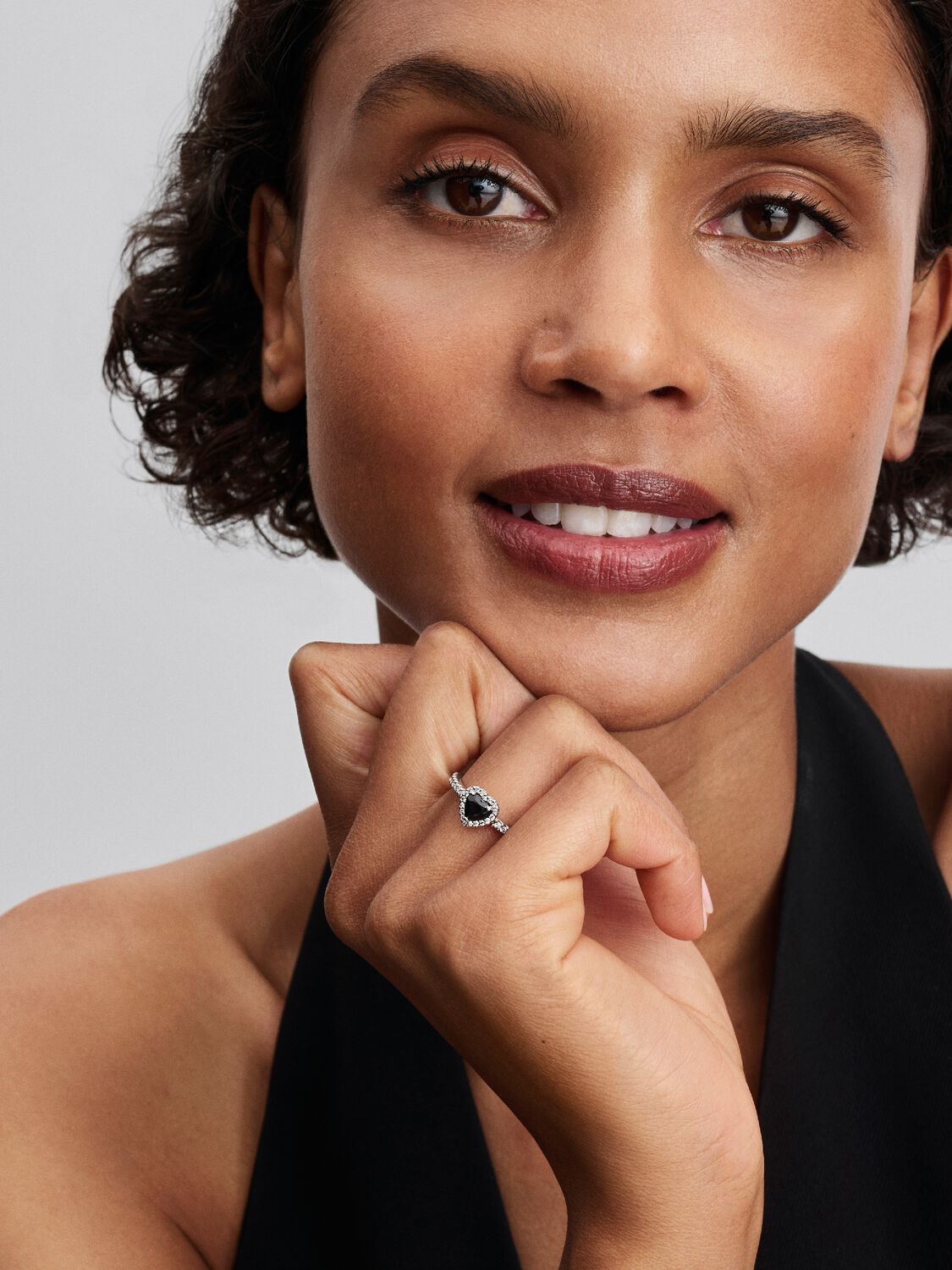 Anillo Corazón Negro Elevado