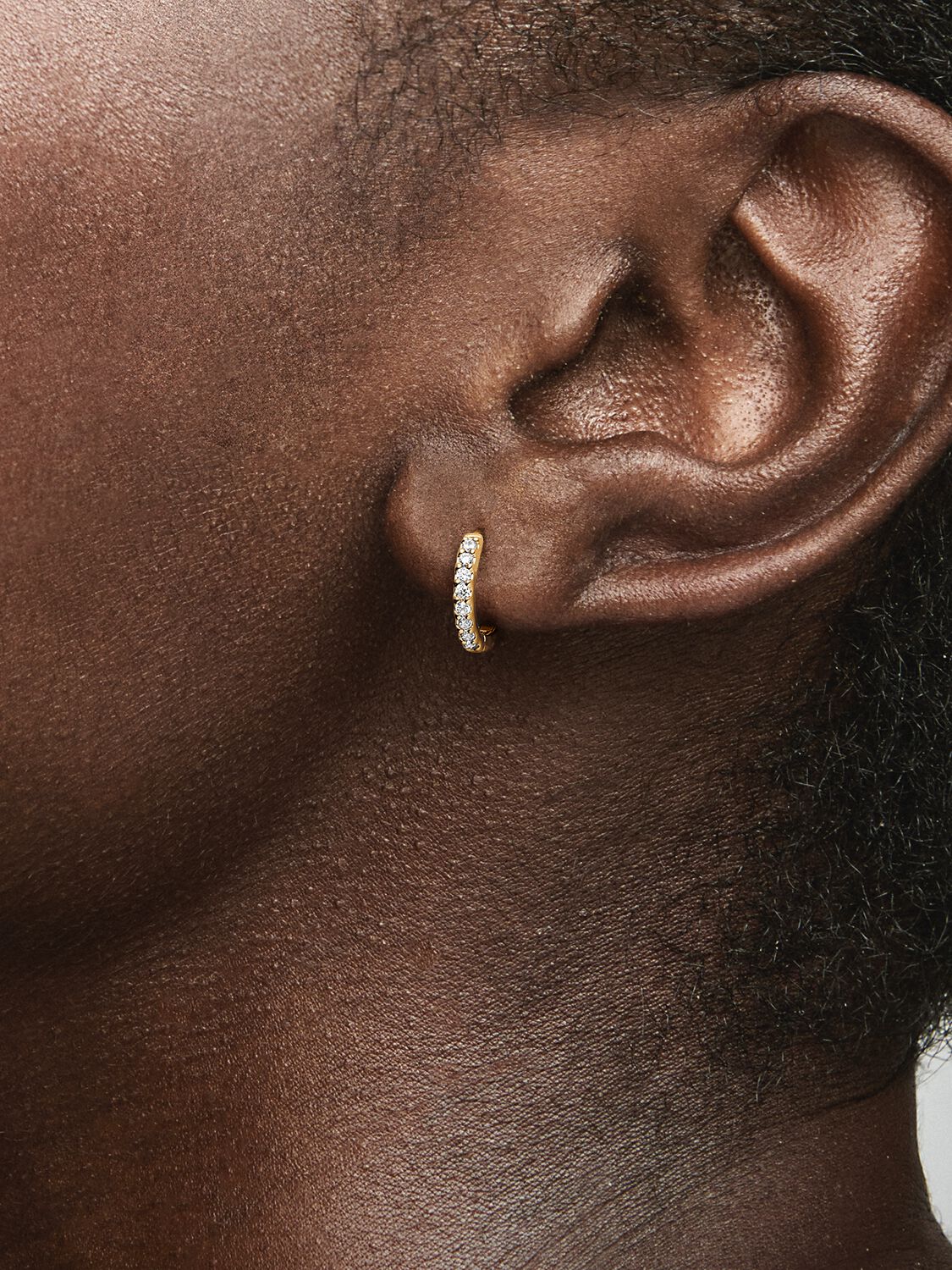 Pendientes de Aro Abrazo Brillante