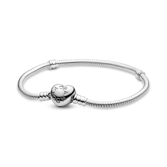 Brazalete Pandora Moments cadena de serpiente con broche de corazón Plata