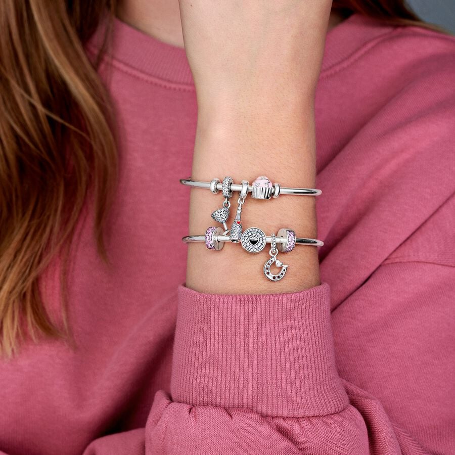 Pulsera Moments abierta con cierres Pavé para charms