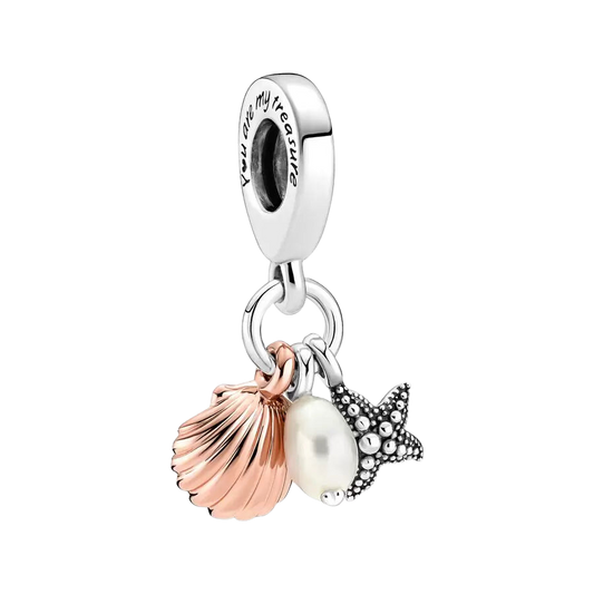 Charm Colgante Triple Concha, Perla Cultivada de Agua Dulce y Estrella de Mar
